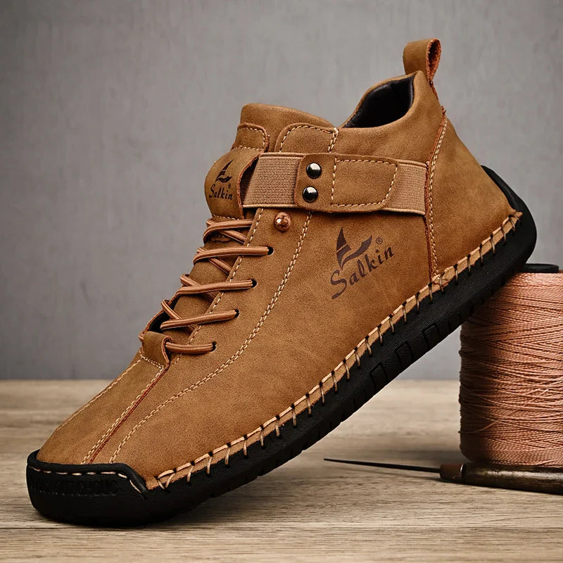 New 2024 Handmade Leather Casual Men Shoes Design Sneakers Man Breathable Leather Shoes Men Ankle Boots Outdoor